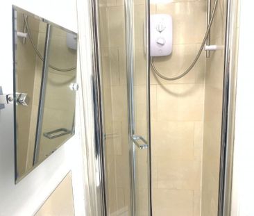 Archway Road, London - Photo 1