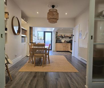 2 bedroom terraced house to rent - Photo 2