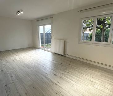 Location Maison 3 pièces 75m² PAREMPUYRE 33290 - Photo 1