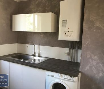Location Appartement 3 pièces 69m² VILLEFRANCHE SUR SAONE 69400 - Photo 3