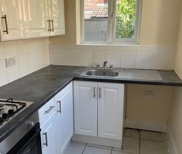 2 Bed Terraced House, Harrowby Road, CH42 - Photo 5