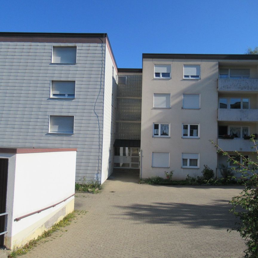 Nur mit Wohnberechtigungsschein mind. 3 Personen - 3-Zimmerwohnung mit Balkon in Schramberg-Sulgen - Photo 1