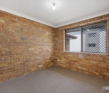 Modern 2-Bedroom Unit in Sought-After Location - Photo 4