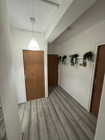 Room in a Shared Flat, William Guy Gardens, E3 - Photo 5