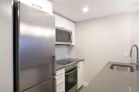 3460 Rue Durocher, Montréal, QC - Photo 2