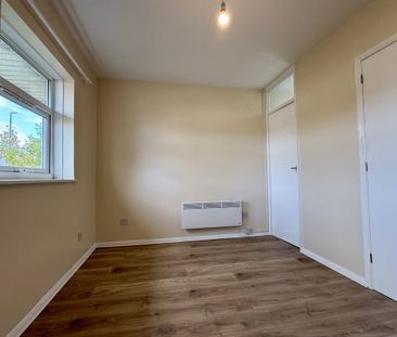 St. Clares Gardens, BOGNOR REGIS - Photo 2