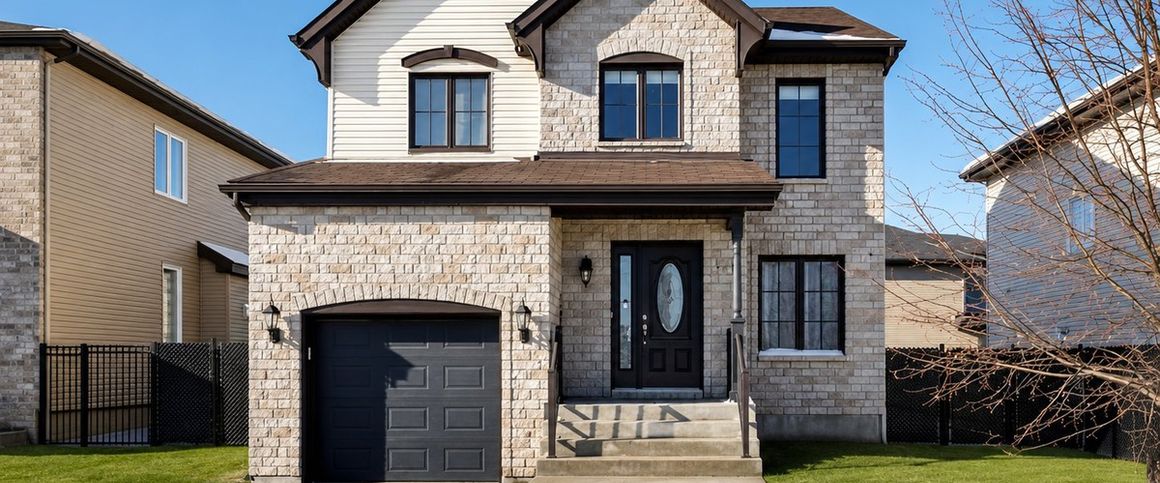 À louer / Maison à étages - Photo 1