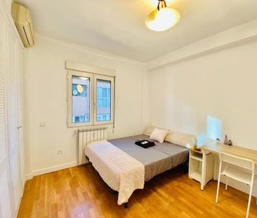 Calle de Jorge Juan, Madrid, Community of Madrid 28028 - Photo 5