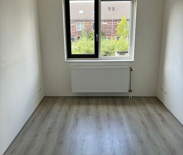 Parvatistraat 22, Homeruskwartier Zuid, 1363XG, Almere - Photo 2