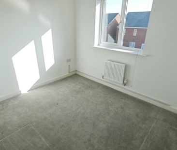 3 bedroom House To Let Total Size: 732 SQ FT - Photo 5