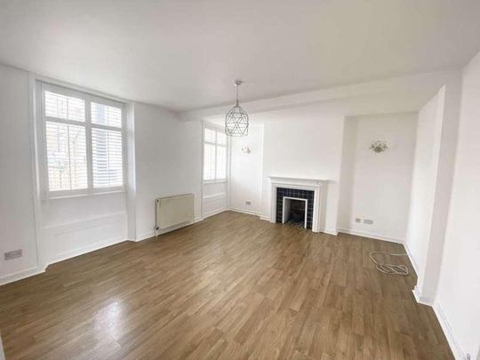 High Street, Brentwood, CM14 - Photo 1