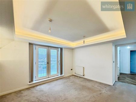 2 bedroom penthouse to rent - Photo 4