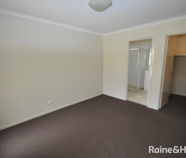 6 Flannelflower Avenue, West Nowra, NSW 2541 - Photo 4