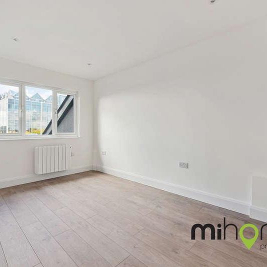 Key Point, Potters, EN6 - Photo 1