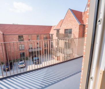 2 bedroom flat to rent - Photo 4