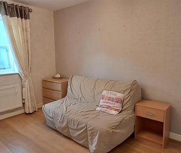 5 bedroom end of terrace house to rent - Photo 5