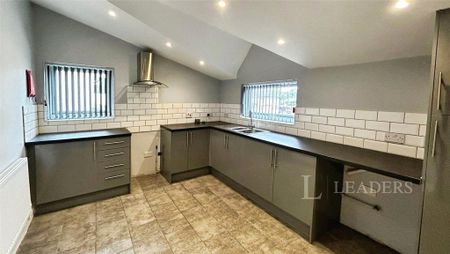 2 bedroom flat to rent - Photo 4