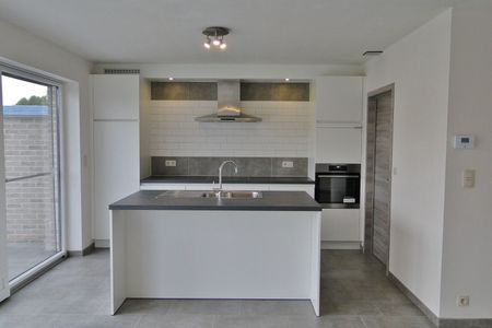 Recente woning met drie slaapkamers - Foto 4