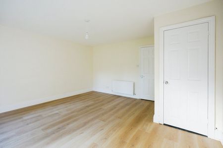 Marmadon Road, London, SE18 - Photo 3