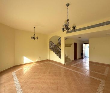 Corner 3BR Villa with Private Backyard - Photo 4