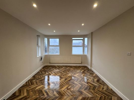 3 Bed Flat, Ecclestone Place, HA9 - Photo 1