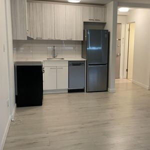 Westwood Towers - Photo 2