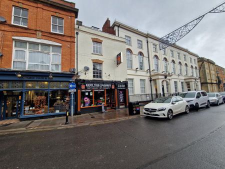 2 bedroom apartment to rent - Photo 3