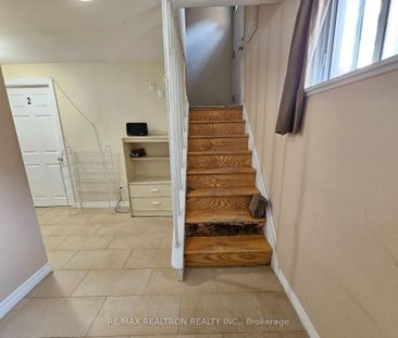 For Lease - 7 Stafford Road Unit# B1, Toronto, Ontario - Photo 5