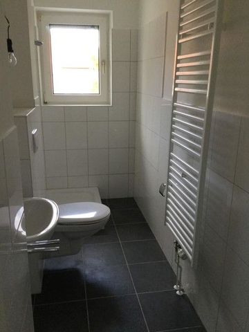 Sanierte 2-Zimmer-Wohnung mit Balkon - Foto 5