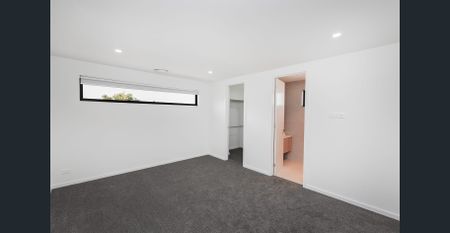 Rare Opportunity To Secure A Brand New, State Of The Art 4 or 5 Bedroom Designer Home, Located 1 Block From Altona Beach!!! - Photo 5