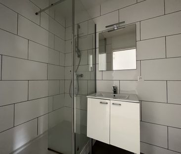 Location Appartement 3 pièces 64m² EYSINES 33320 - Photo 4