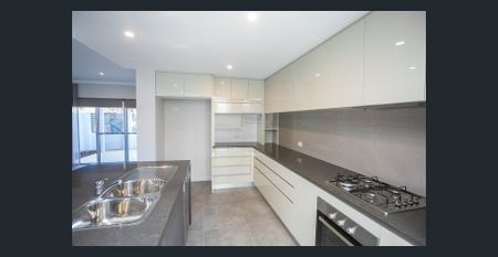 EXECUTIVE TOWN HOUSE – DREAM DAGLISH LOCATION - ** Three separate living areas PLUS additional enclosed courtyards ideal for outdoor entertaining/ r - Photo 3