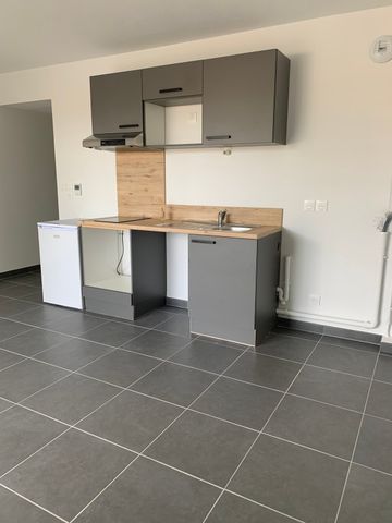 Location Appartement 2 pièces 46m² LES ANGLES 30133 - Photo 4