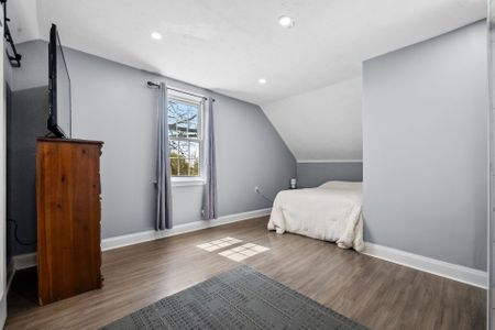 For Lease - 933 6 Highway Unit# 2nd Level, Hamilton, Ontario - Photo 2