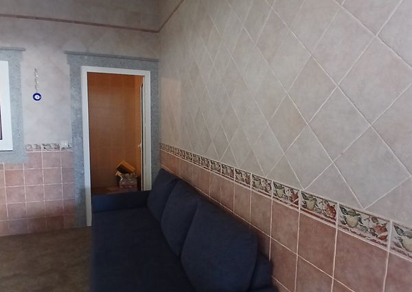 3 bedroom semi-detached house located in Costa do Valado, Oliveirinha!