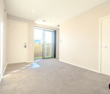 25 Bernard Heinze Avenue, MONCRIEFF ACT 2914 - Photo 2