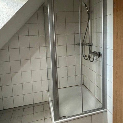 Stilvolle 3-Zimmer-Dachgeschoss-Wohnung in Spenge - Photo 1