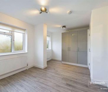 Station Road, First Floor Flat, Hendon, London, NW4 - Photo 1