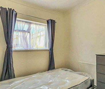 Lucas Street, Cardiff, CF24 - Photo 6