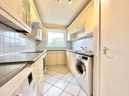 Tithe Court, Slough, SL3 - Photo 4