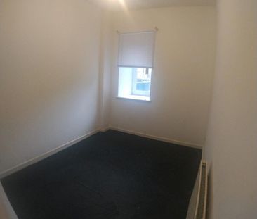 2 Bed Flat, Glasgow, G31 - Photo 3