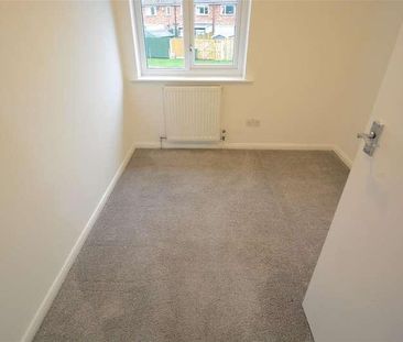 Bishop Court, Selby, YO8 - Photo 4