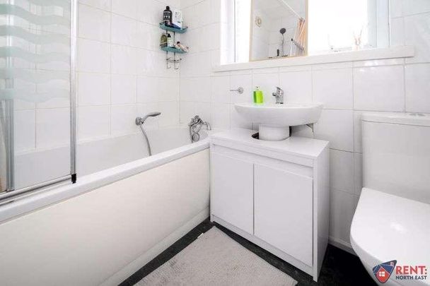 Red House Road, Hebburn, NE31 - Photo 1