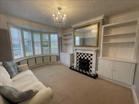 4 bedroom semi-detached house to rent - Photo 3