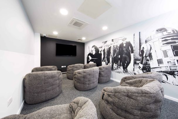 Double Wheelchair Accessible Studio - Photo 1