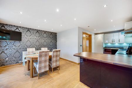 2 bedroom end of terrace house to rent - Photo 4