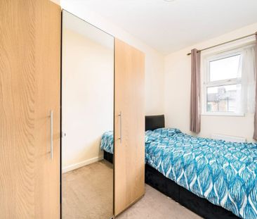 Kirkwood Road, SE15, London - Photo 3