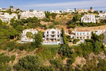 6 bedroom luxury Villa for rent in Marbella, Spain