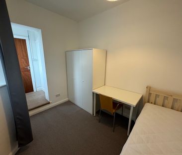 Lady Road, Burton Stone Lane - P10823 - Photo 5