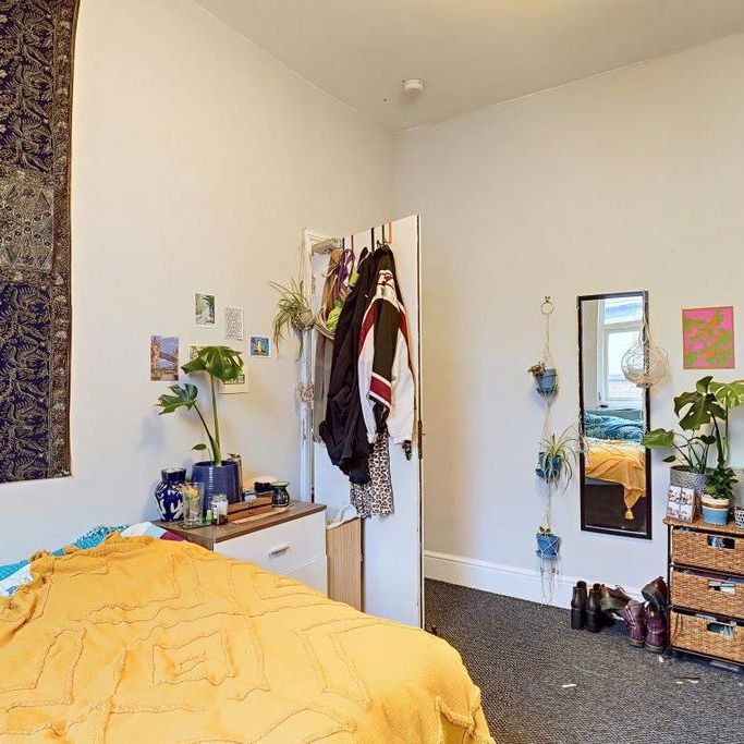 4 bedroom house to rent - Photo 1